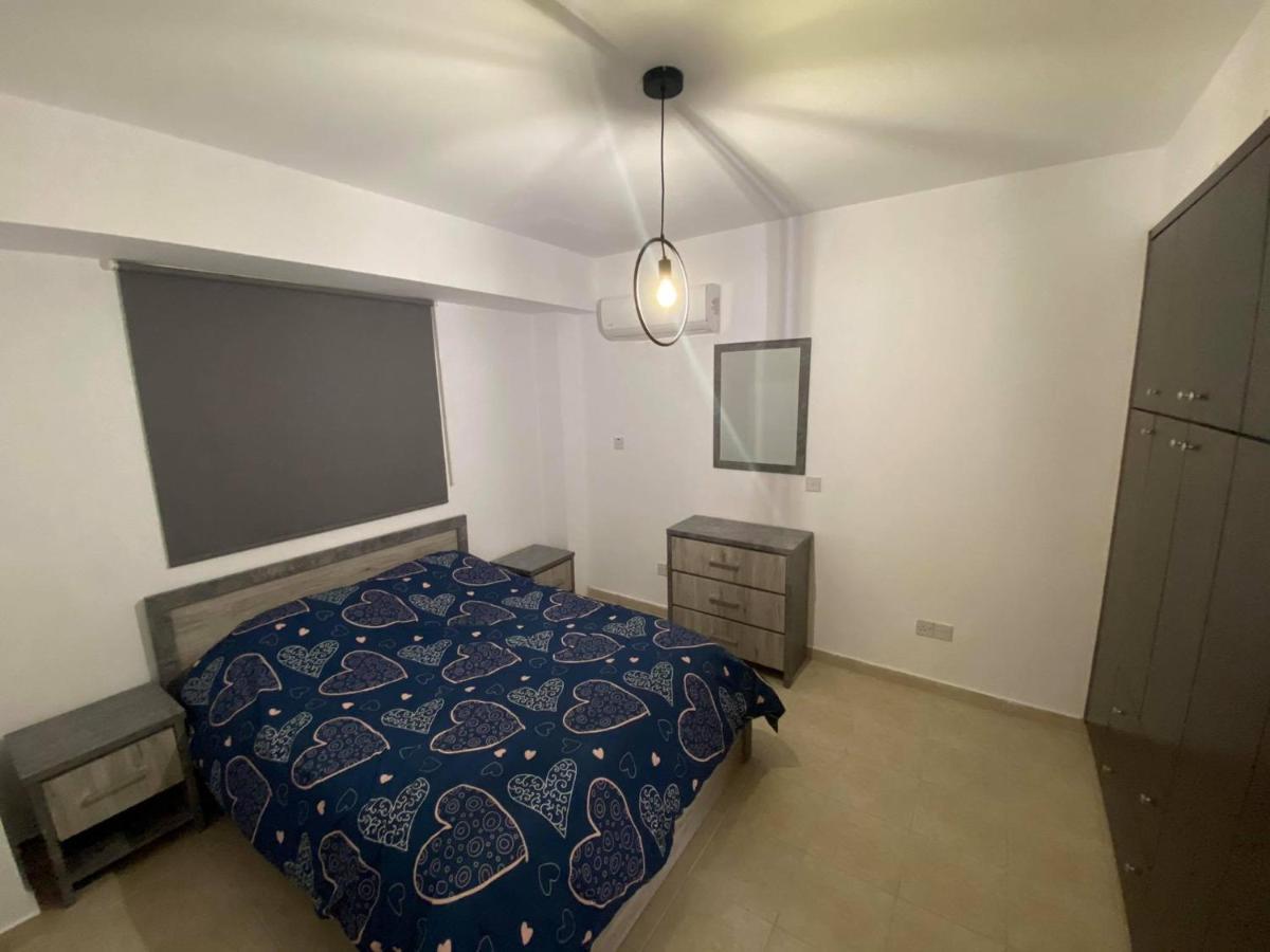 Cosy Apartment In Kato Paphos With Pool Access Exteriör bild